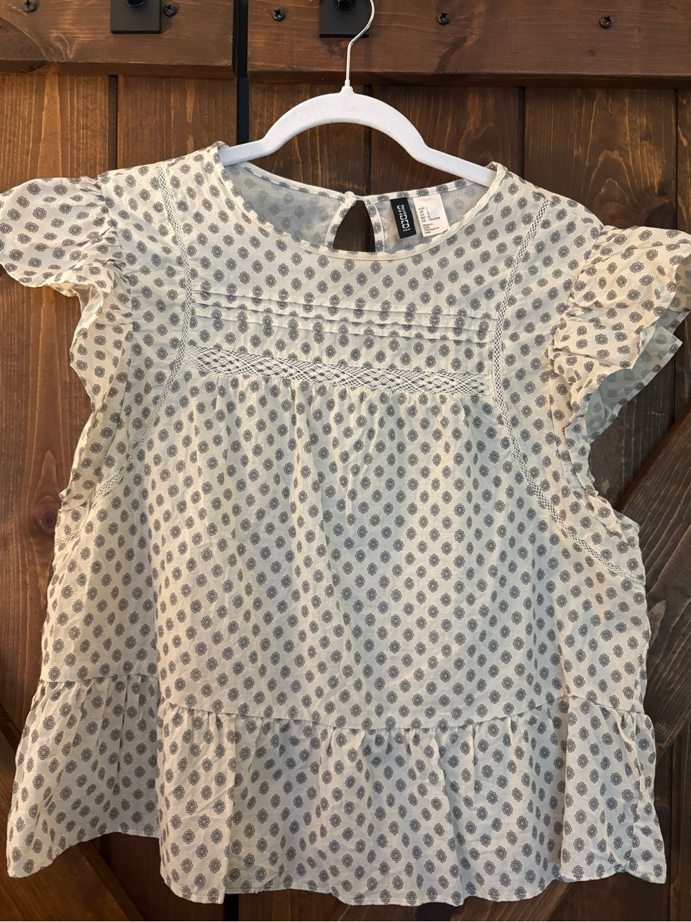 H&M Cream and Black Dot Ruffle-Sleeve Women’s Top